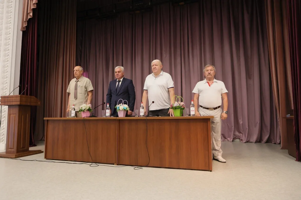 🎓 Поздравляем выпускников факультета физической культуры 2026 года! 
 
В 2026 году освоили программ