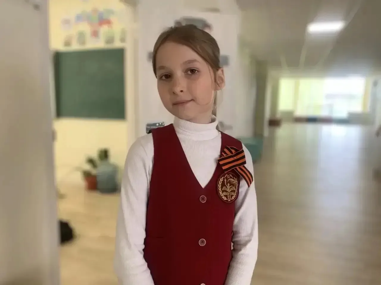 🎗️ АКЦИЯ «ГЕОРГИЕВСКАЯ ЛЕНТА» ОТ «ДВИЖЕНИЯ ПЕРВЫХ»  Активисты «Движения Первых» МБОУ СОШ №11 г. Ессе