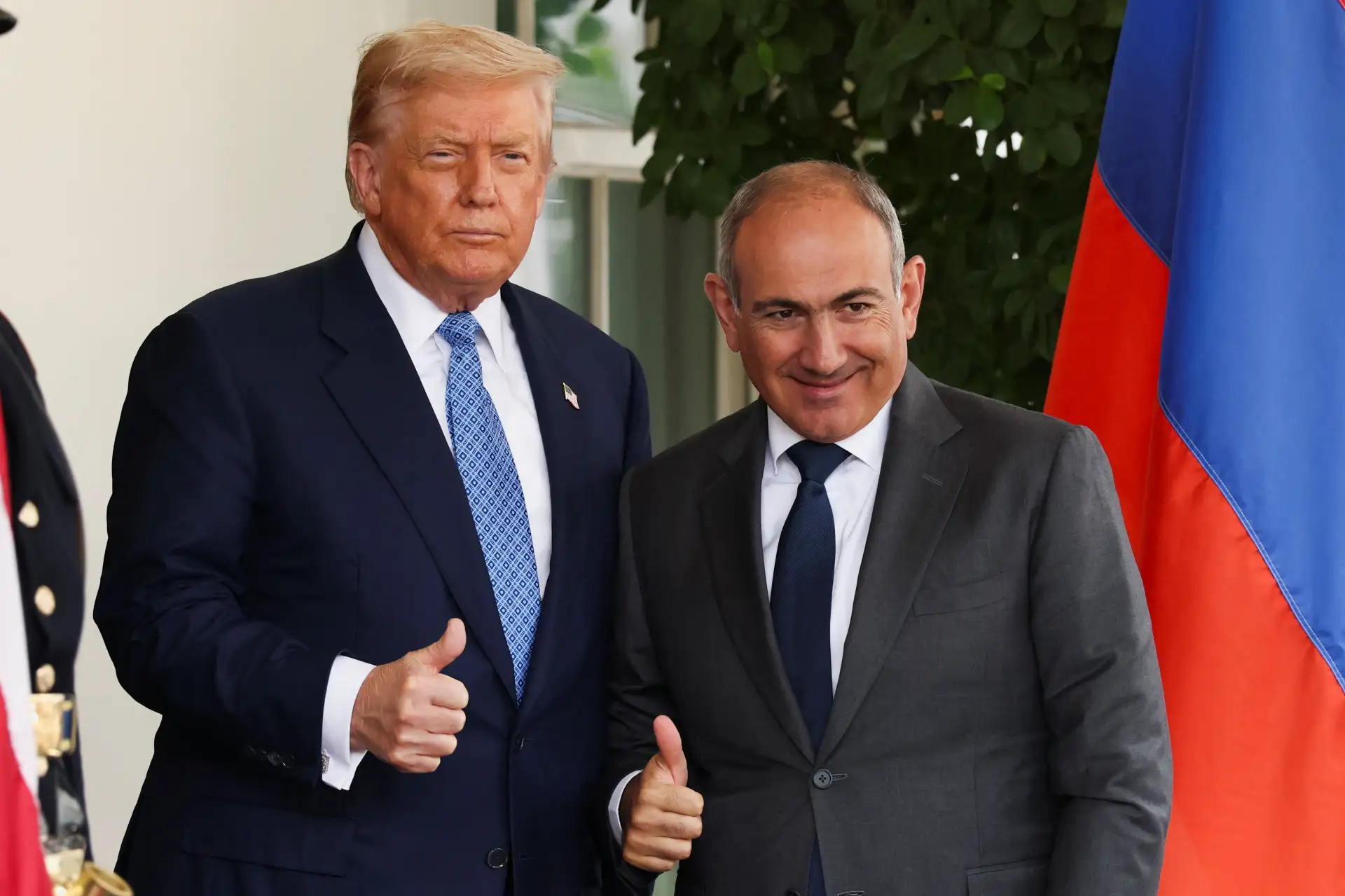 Пашинян хочет ещё больше исторических сделок с Трампом и просит о них прямо в поздравительном адресе