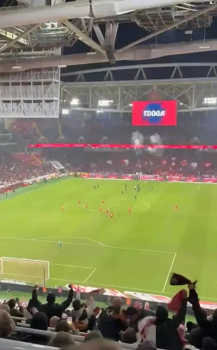 🏆ПОБЕДА НА "ЛУКОЙЛ АРЕНЕ" 🏟️  ⚡Наши ребята из ШСК "Победа" болели на полуфинале футбольного матча ку