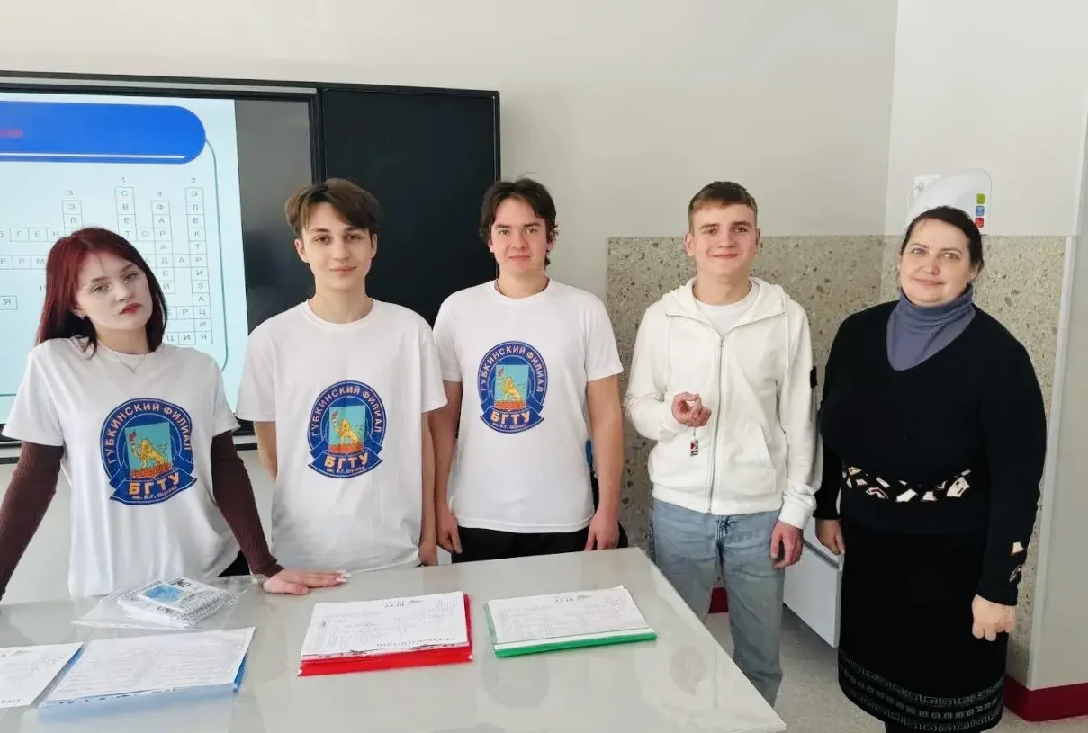 💡Открываем технологии: профориентационное партнерство  🎓✨ Сегодня в образовательном комплексе СтартУ