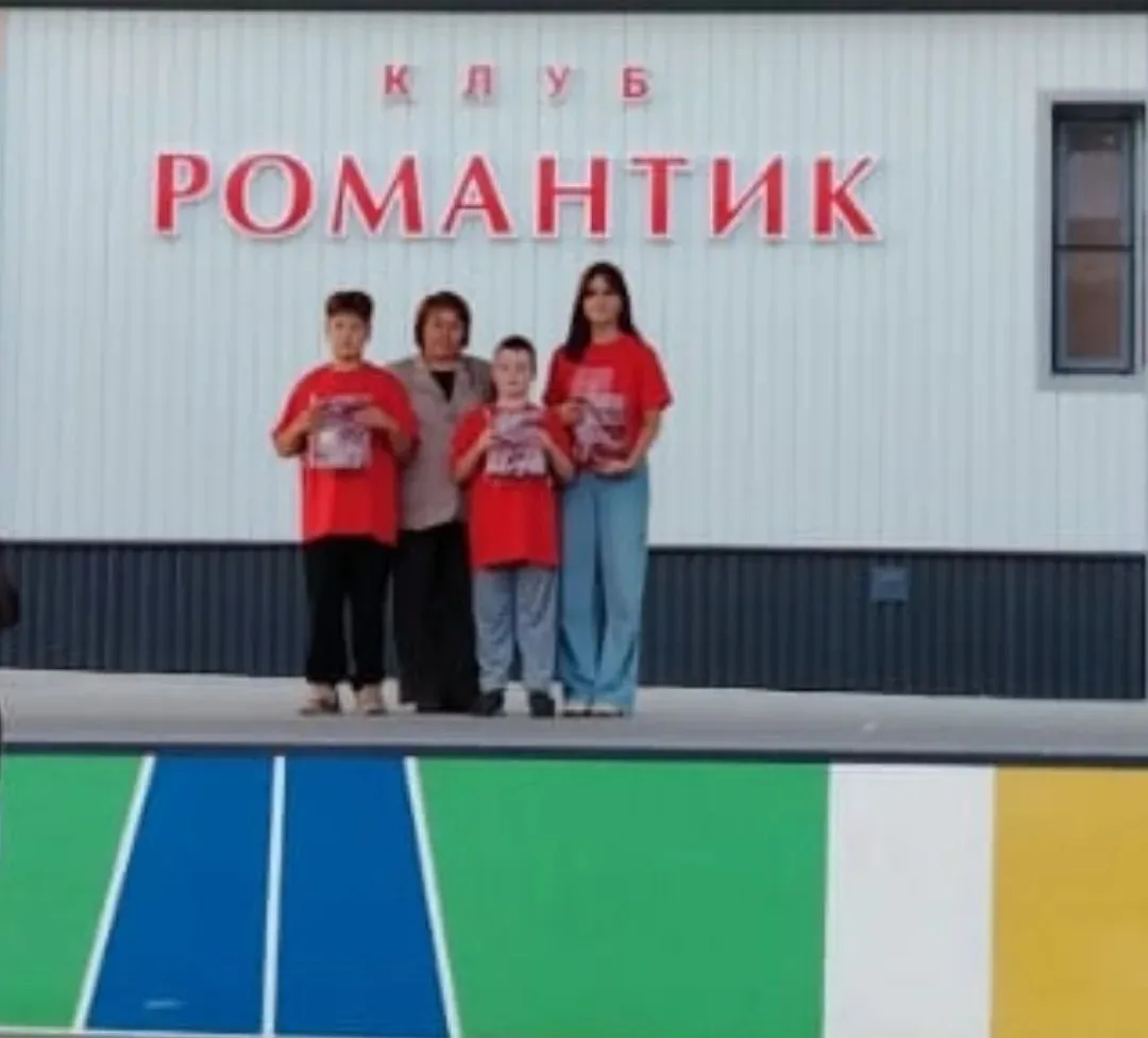 В лагере «Романтик» состоялось торжественное закрытие смены, где чествовали ребят, проя...