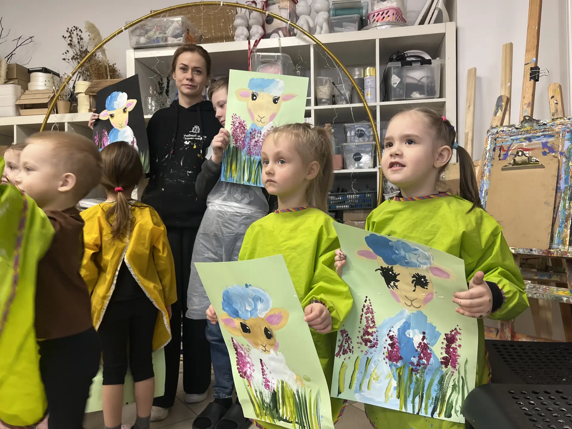 Наши художники - малышики 🥰