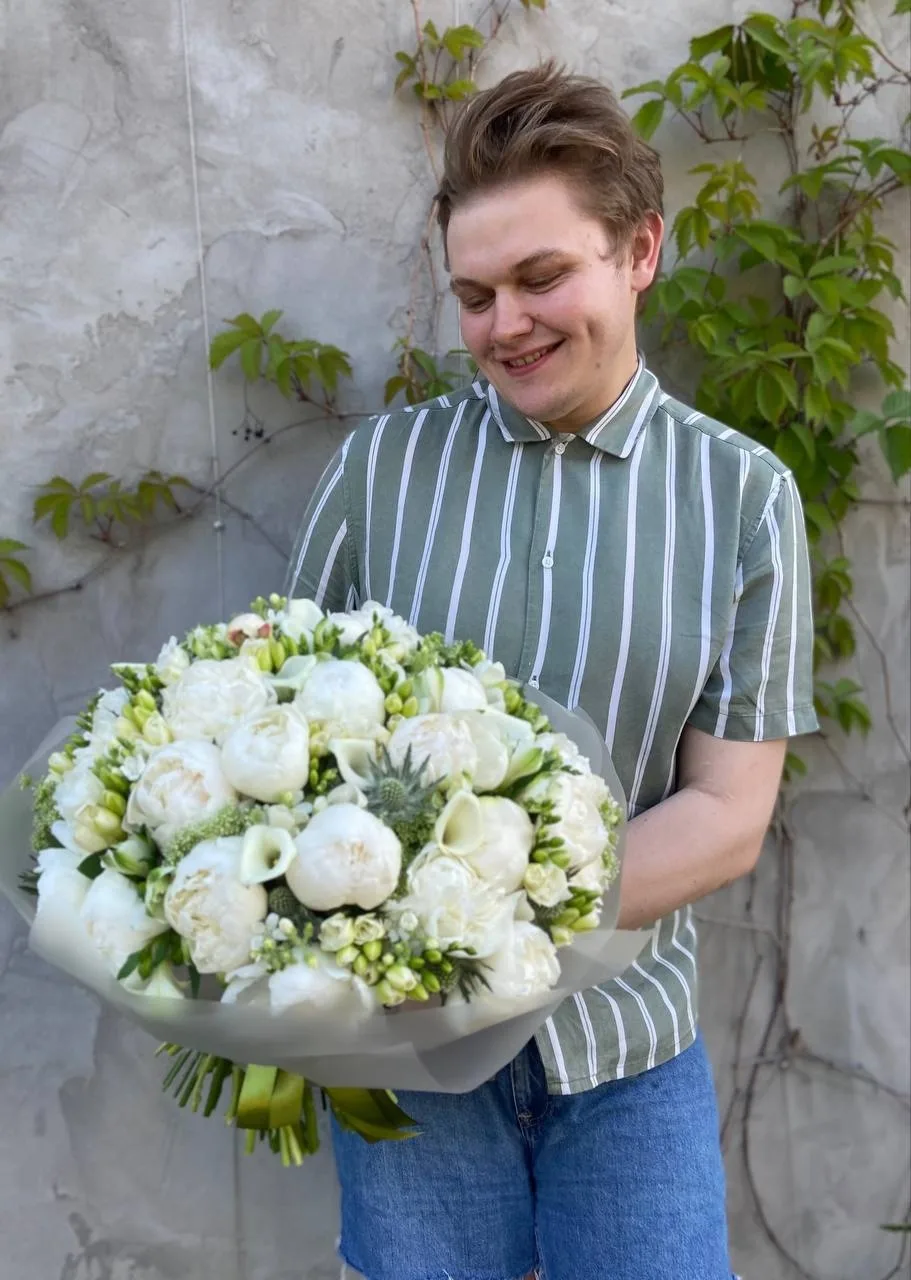 🥵 Цветы после жары выглядят так, будто неделю разгружали арбузы на рынке