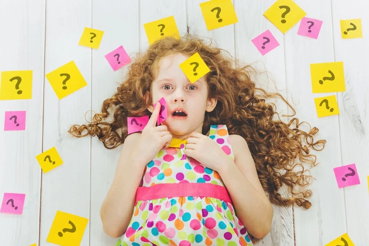 Почему дети задают один и тот же вопрос по десять раз? 🤔

«Почему небо голубое?»
— Потому что…
«А п