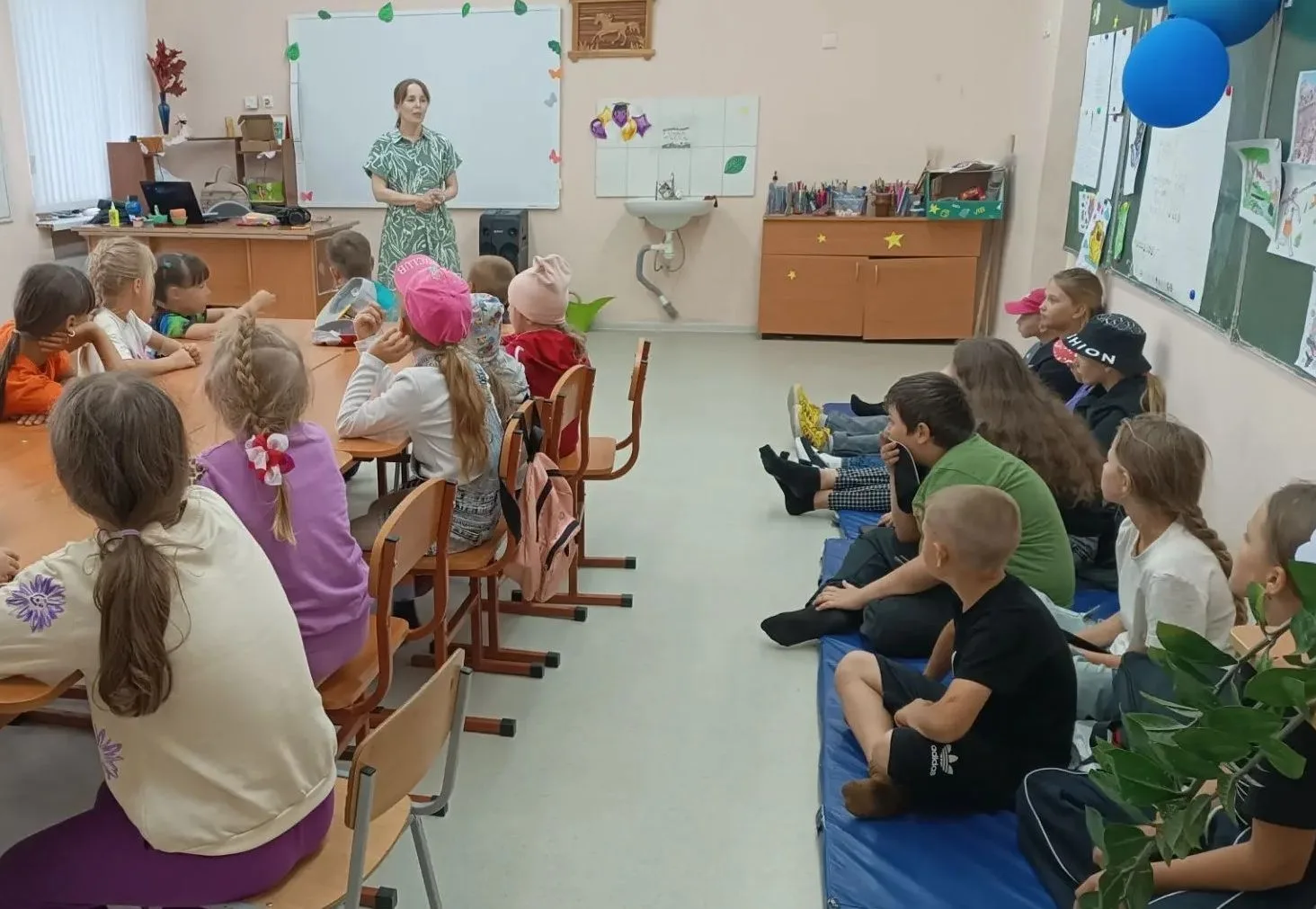 ✅Сегодня в пришкольном лагере Сережской школы методист Назаровского районного Дома детского творчест