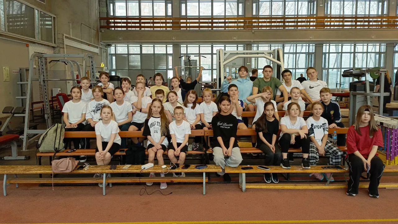 🏃‍♂️Быстрее ветра: наши ученики сдают беговые нормативы ГТО!  👟 4 марта во Дворце детского спорта ца