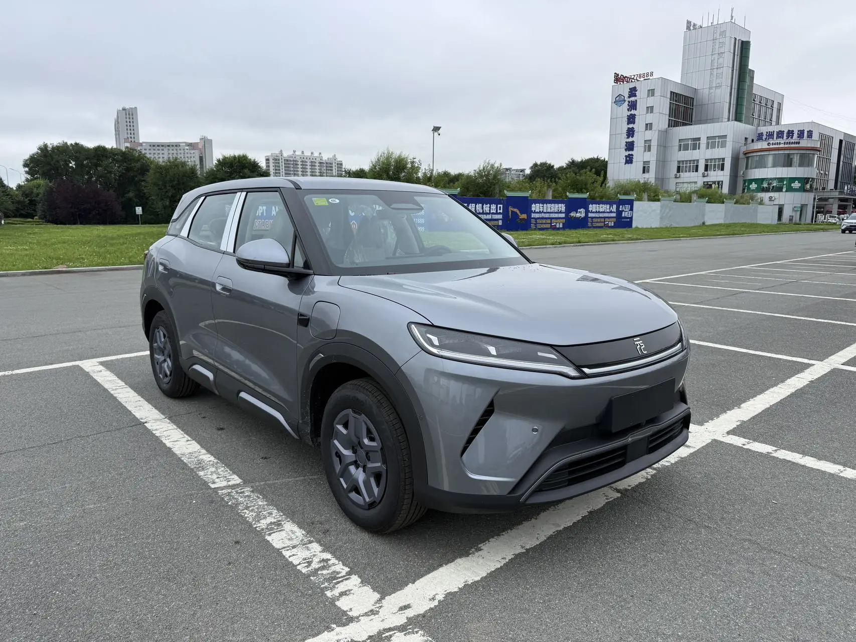 2026 год. Новый электроавтомобиль BYD YUAN UP. В наличии в г. Хэйхэ. Около 2 млн 100 ты...
