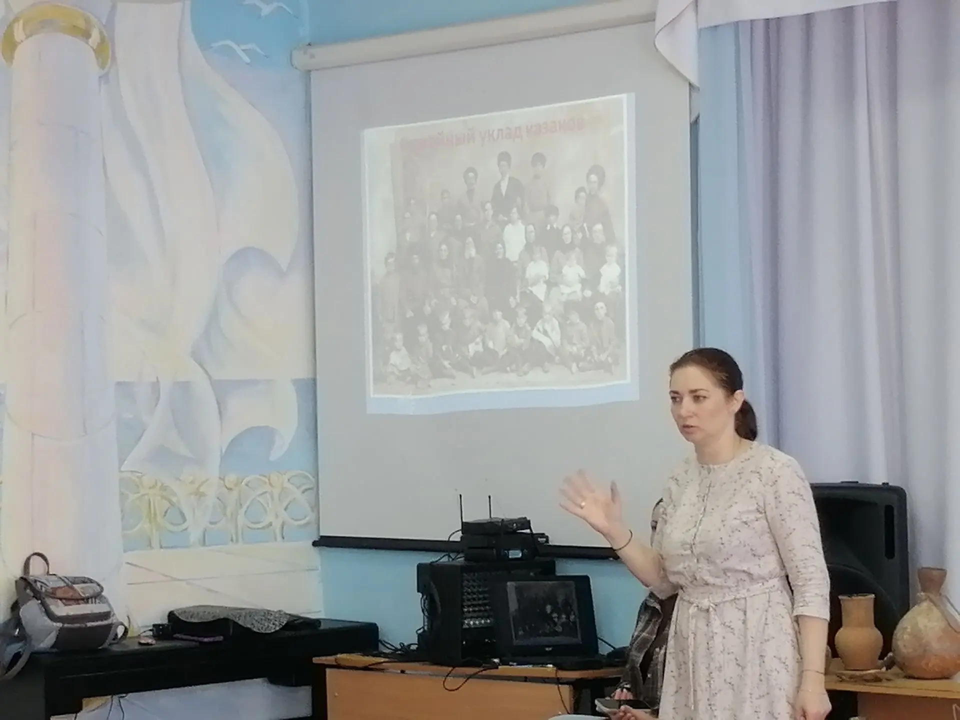 Увлекательное мероприятие по истории и культуре родного края провели сотрудники Коренов...