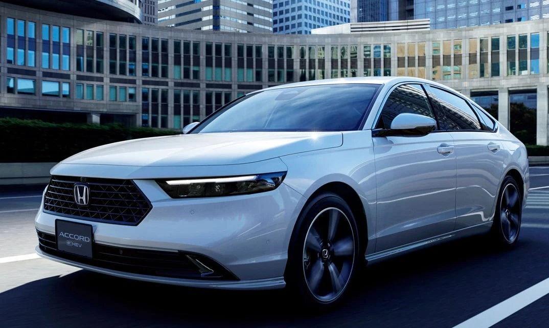Honda обновила Accord для Японии