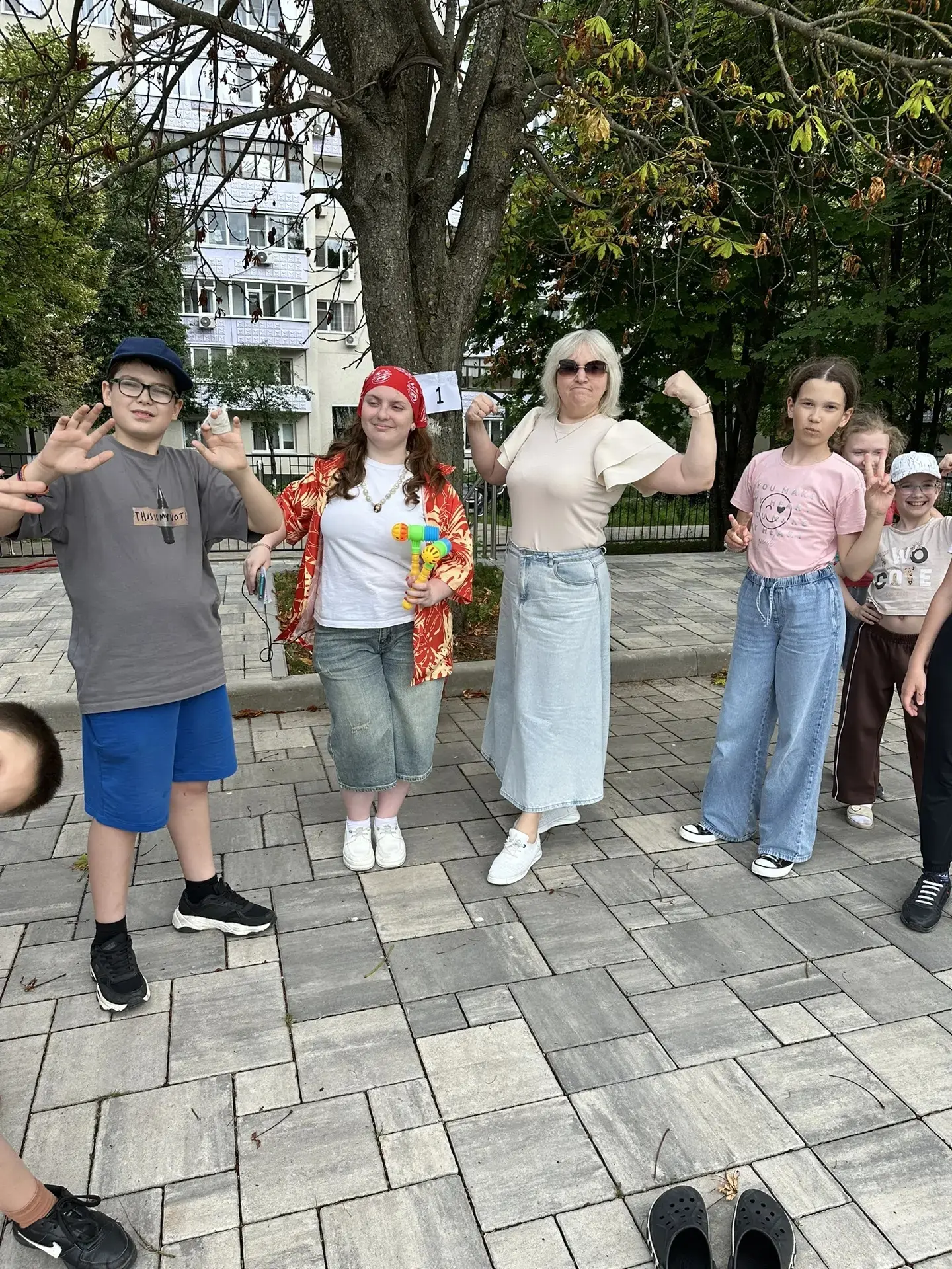 🔥Сегодня наш лагерь превратился в настоящий остров смельчаков! 🏝

🌅 Первая половина дня — «По сле
