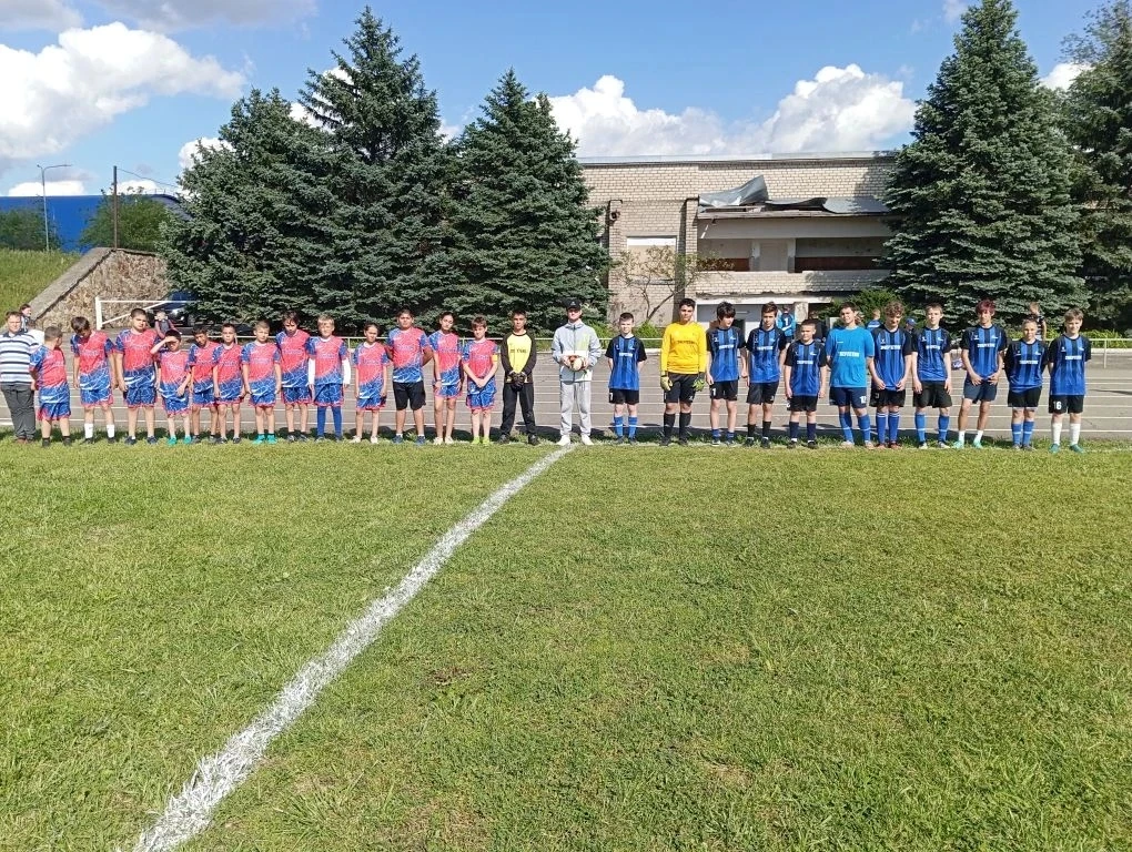 🥅⚽2 и 3 июня на стадионе «Энергетик» п.Солнечнодольска прошли матчи первенства по футб...