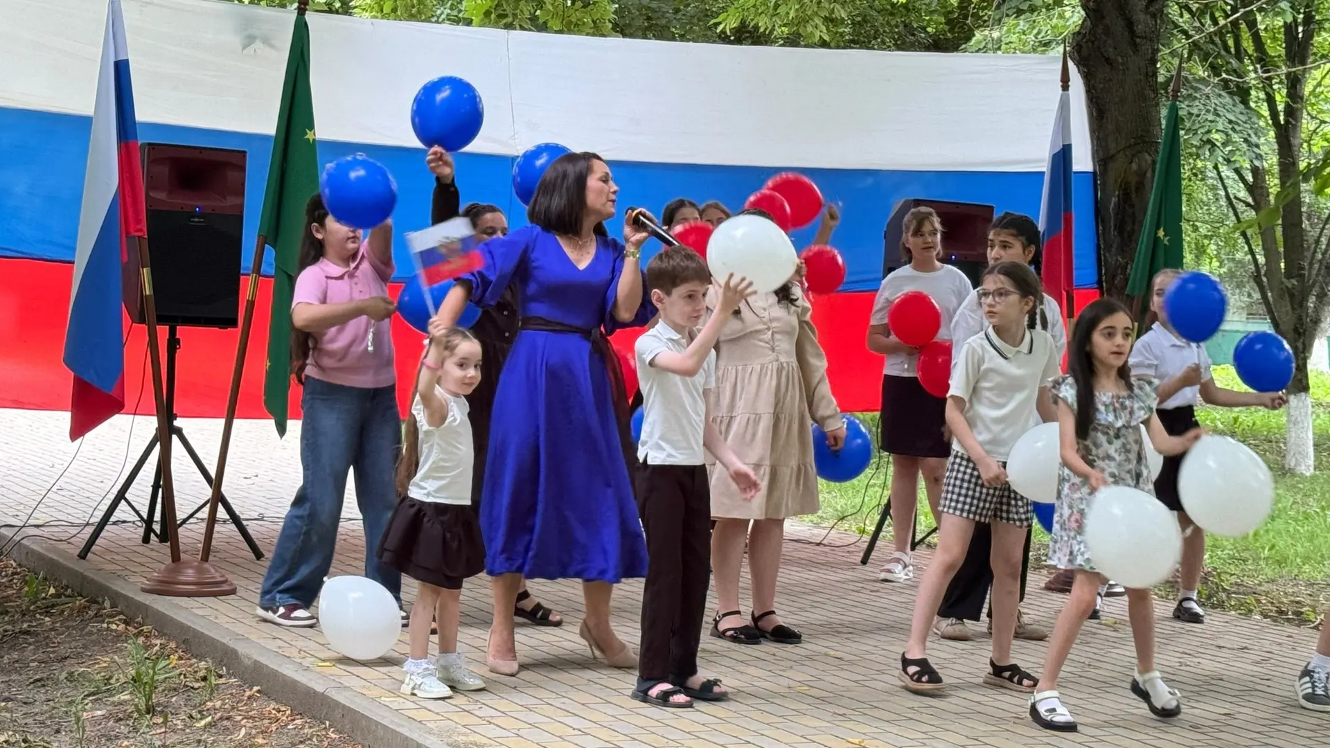 В парковой зоне аула Кошехабль состоялось яркое и душевное мероприятие, приуроченное к празднованию 
