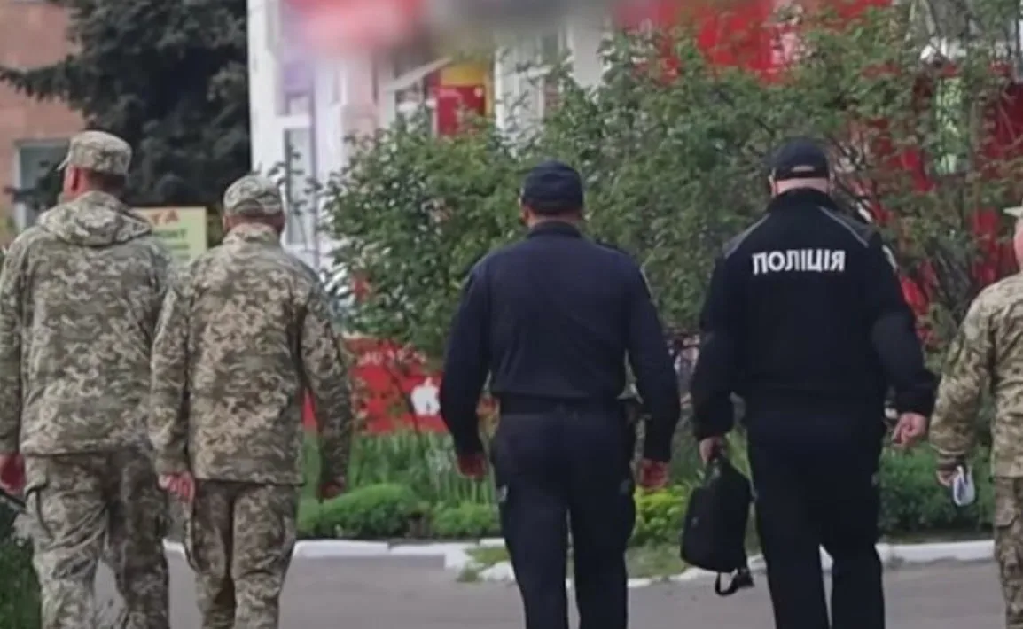 ➡ ️Оборотни в погонах