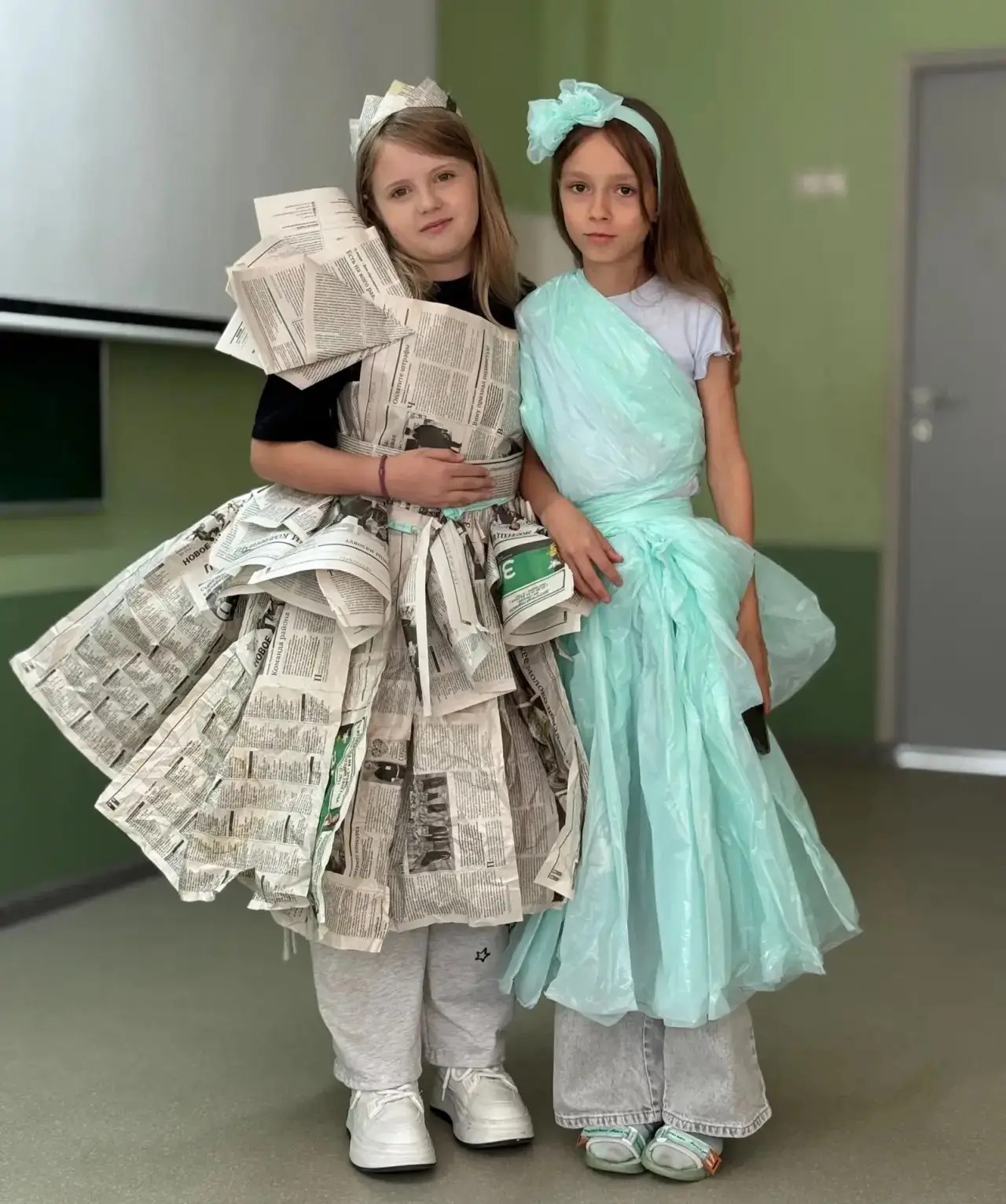 Экология + Мода = Яркие эмоции!🛍️🗞️🔥🌿✨☀️

В нашем летнем пришкольном лагере «Солнышко» царила не