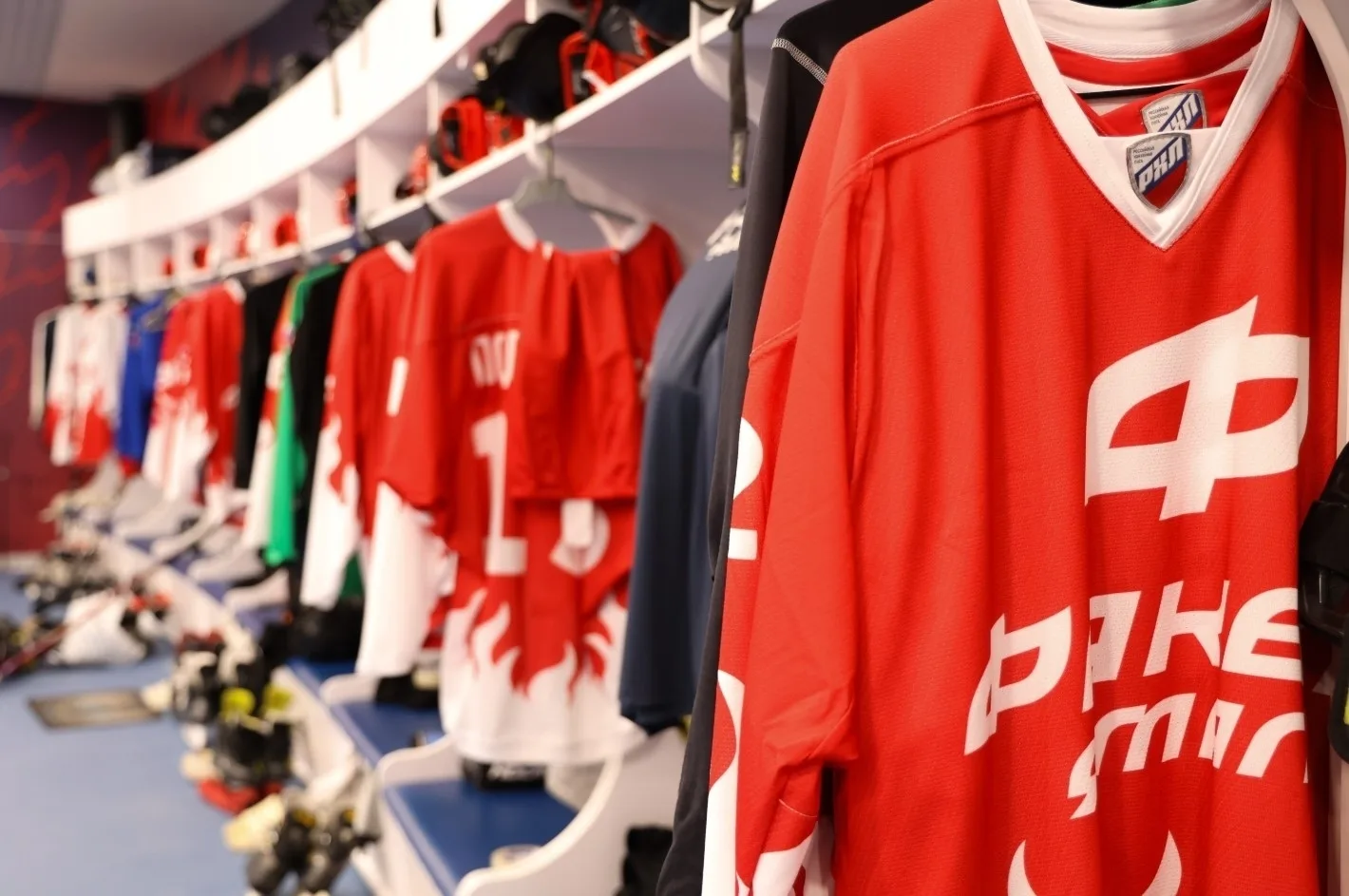🏒 «Факел Ямал» выходит на лёд новой арены