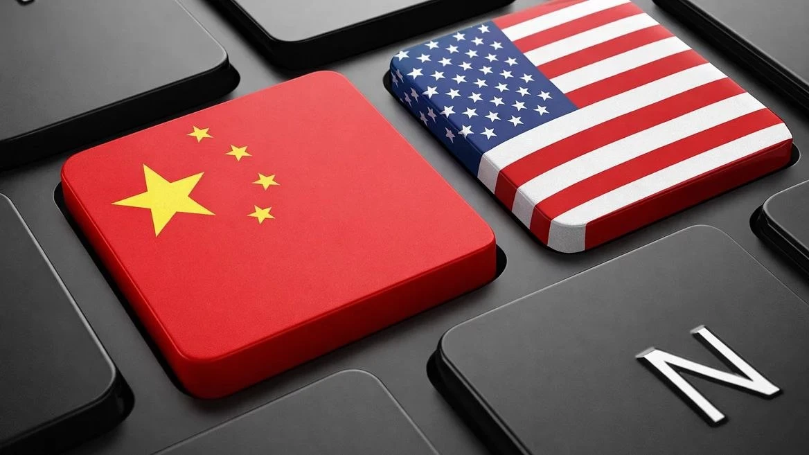 Сенаторы США выразили обеспокоенность быстрым развитием ИИ в Китае. 

Тим Скотт подчеркнул, что США 