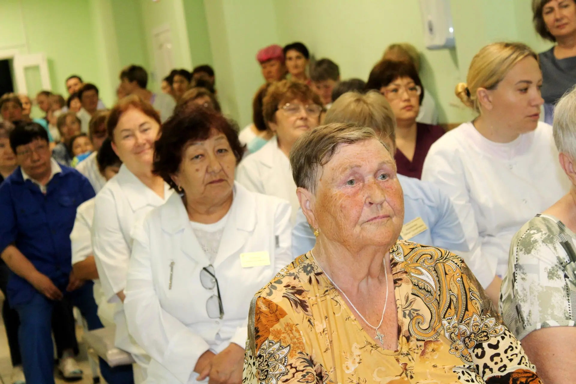 👨‍⚕️👩‍⚕️В третье воскресенье июня мы чествуем тех, кто посвятил себя благородной миссии — сохранен
