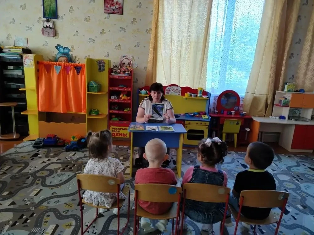 Сегодня во второй младшей группе детского сада "Солнышко" прошёл тематический день "В м...