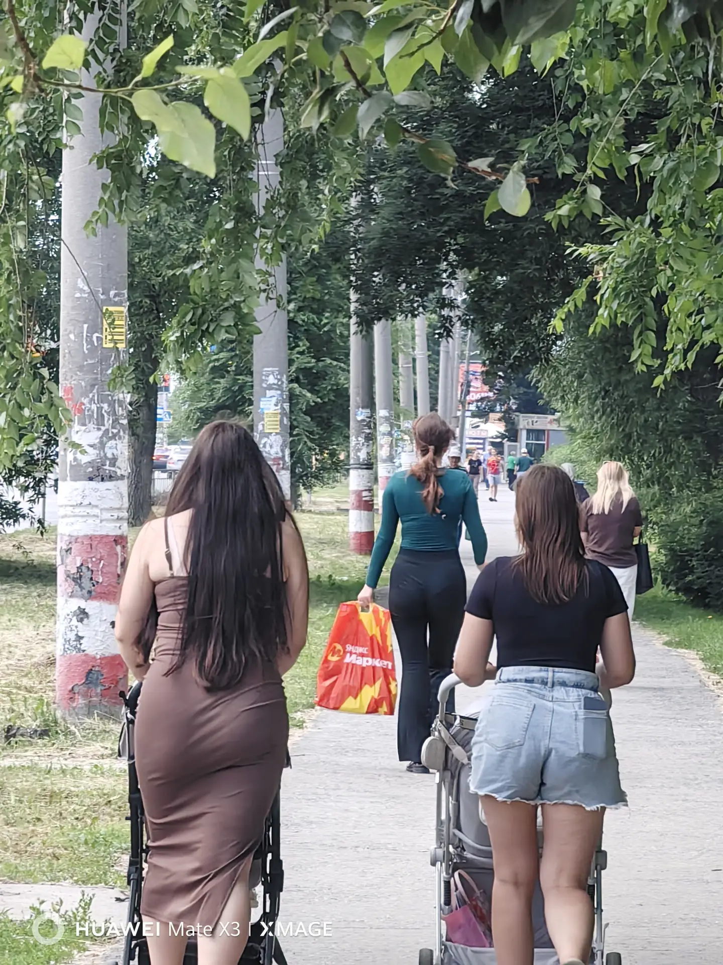 Весь Ульяновск вышел гулять не хватает только тебя