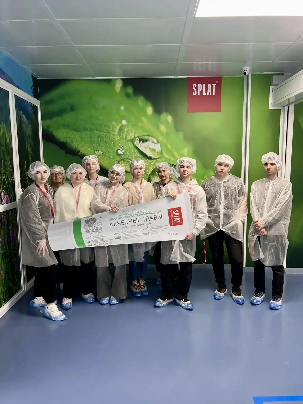 За пределами аудитории: студенты изучили устройство компании SPLAT Global 🦷
