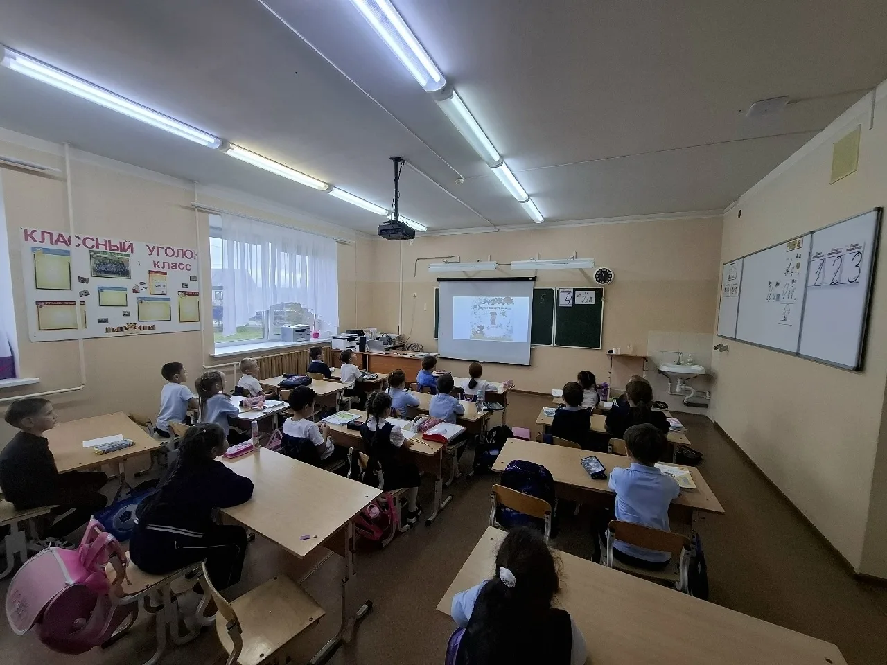 1 октября отмечается Международный день музыки. Для 1 "А" классный руководитель Касимов...