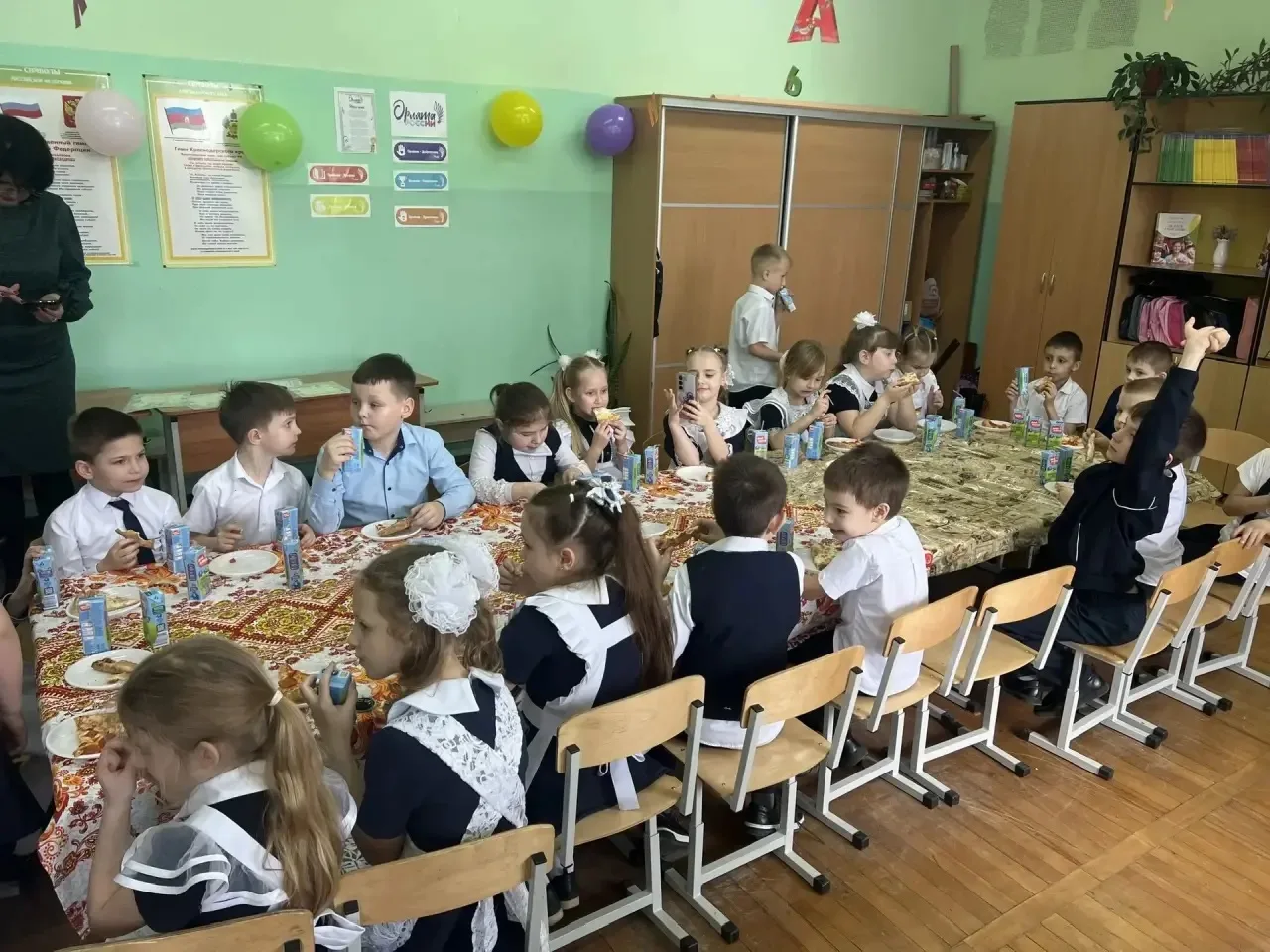 🎉📚 В 1-х классах прошел незабываемый праздник «Прощание с Азбукой!»! 🌟 На нашем празднике произошло 