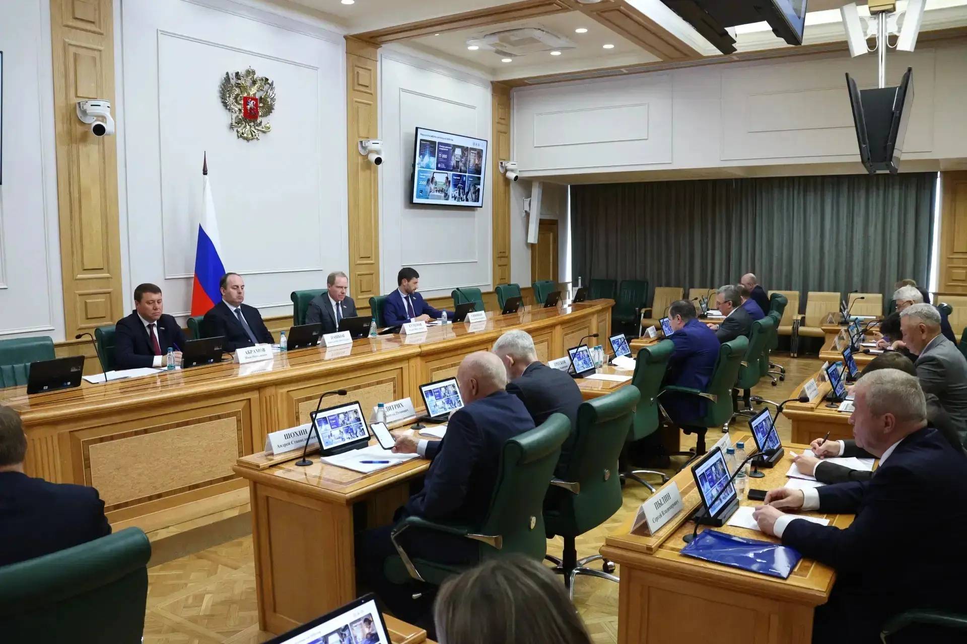 Внедрение принципов семейноцентричности в транспортной отрасли обсудили на заседании Совета по разви