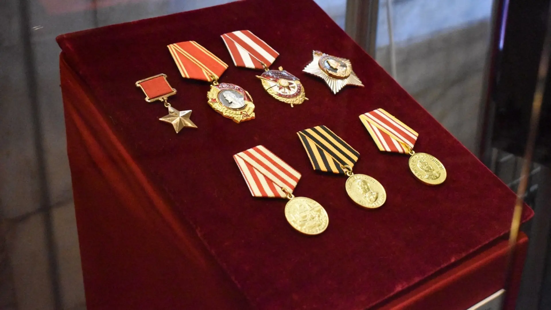 🎖 Челябинец пожаловался на торговлю орденами  УФАС провело разбирательство из-за жалобы местного жит