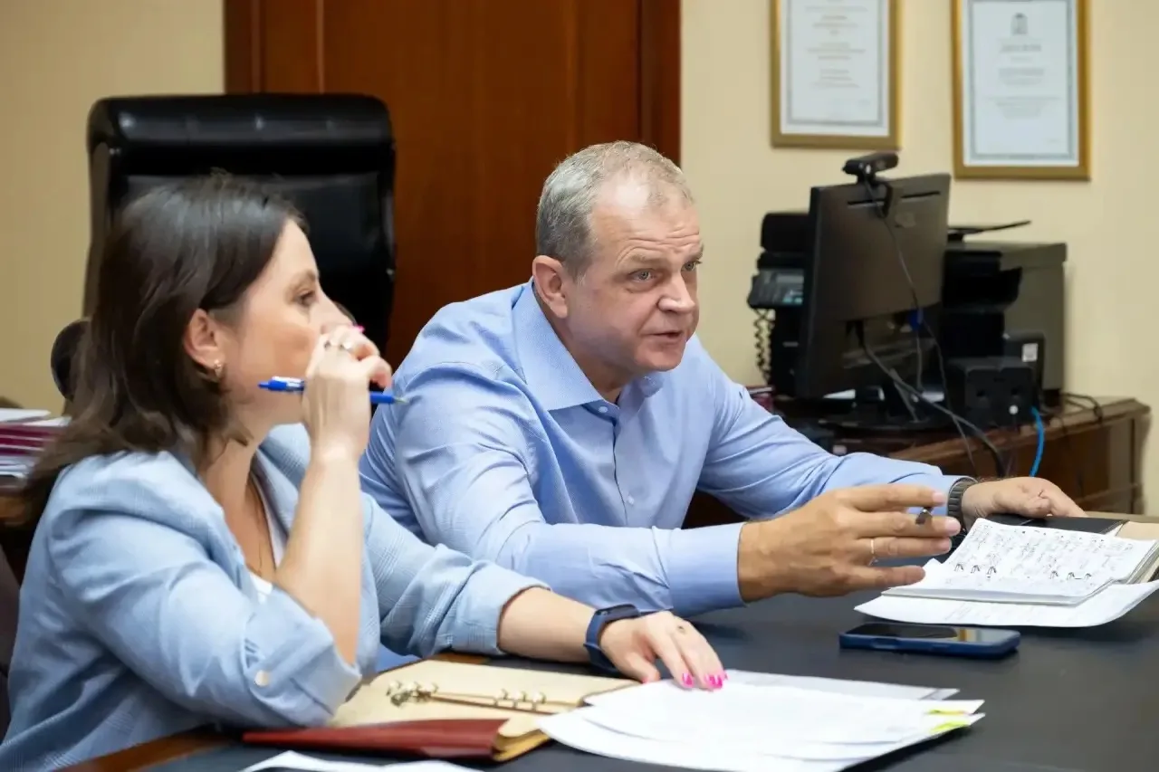 Провёл строительный штаб с подрядными организациями ООО «ПГС» и АО «Автобытдор»

По ООО «ПГС» (пешех