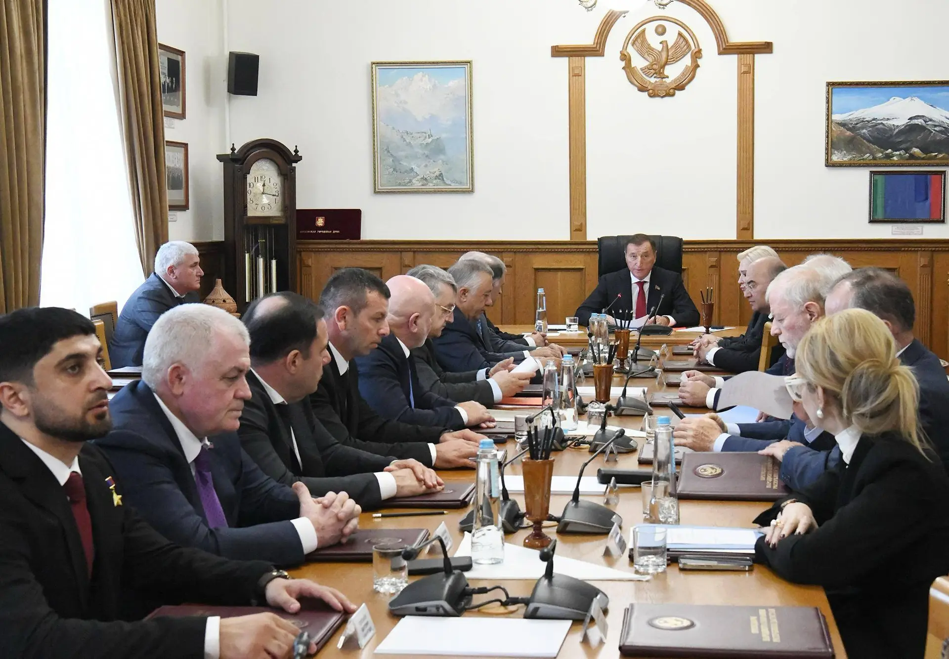 Депутаты Народного Собрания Дагестана изберут главу республики 15 октября.