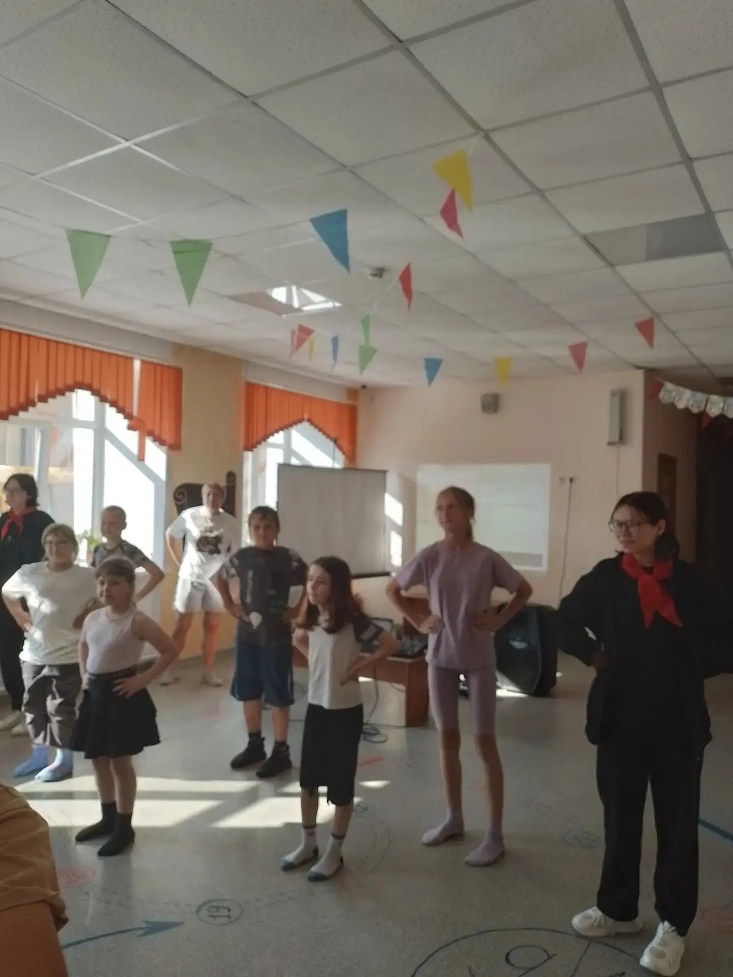 🌞 Вот и всё! Первая смена нашего лагеря подошла к концу!

Сегодняшний день был наполнен эмоциями до