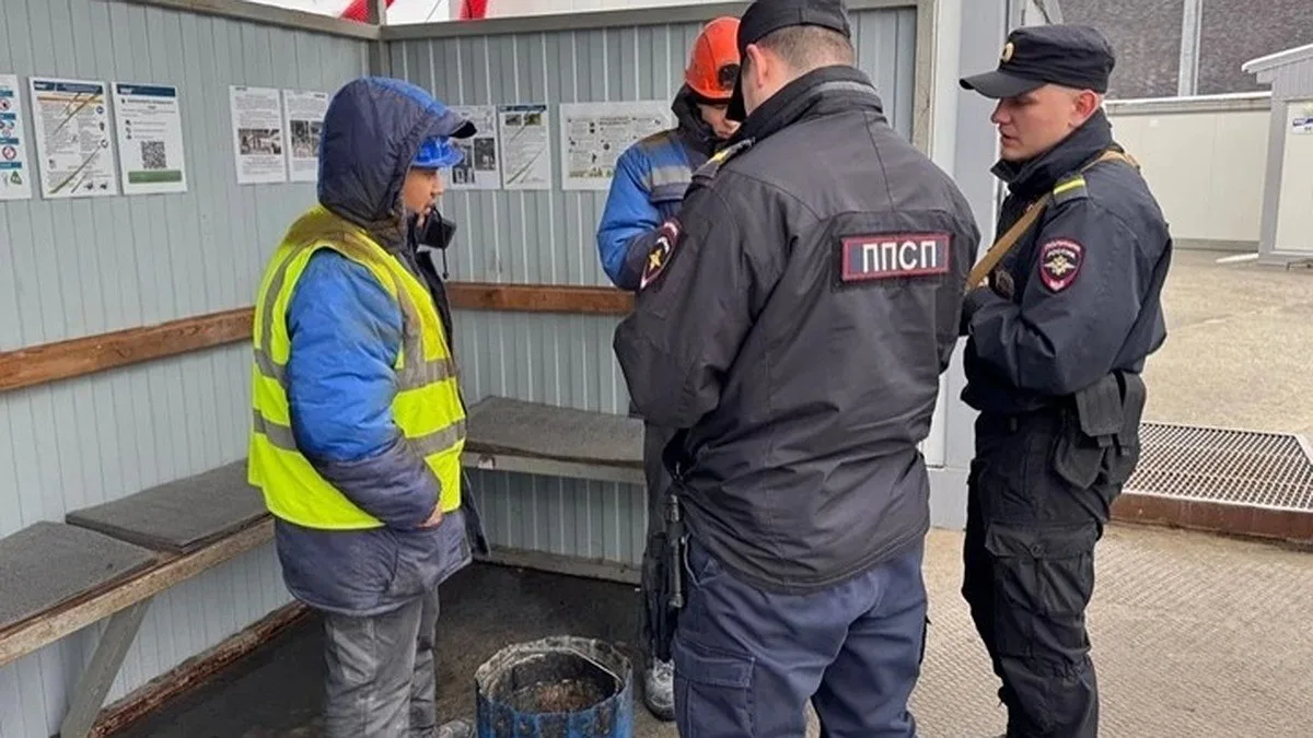 Мигрант в Когалыме купил поддельный патент и попал под уголовное дело