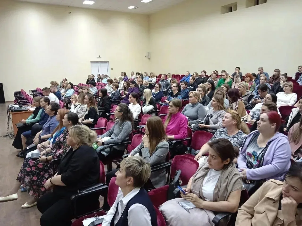 В Домодедовской СОШ №1 прошло общешкольное родительское собрание
