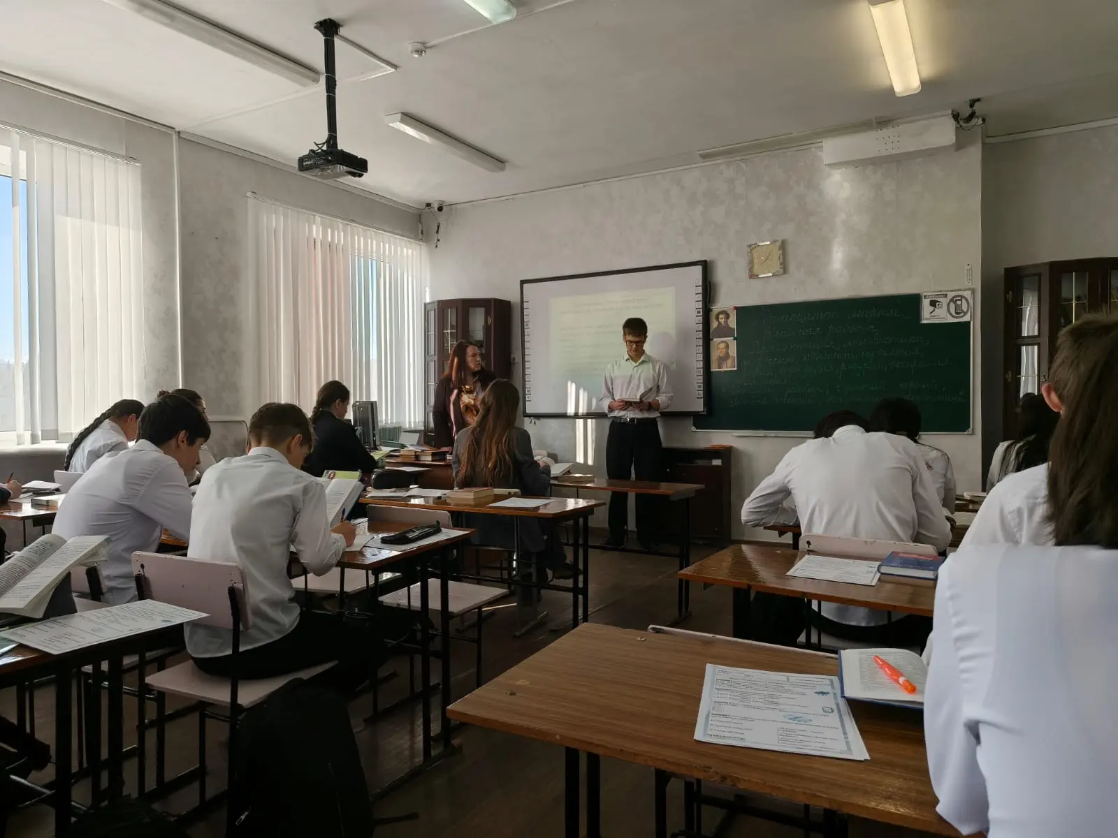 Открытый урок по русскому языку состоялся в МБОУ «СОШ №3 ст. Зеленчукской им. В. В. Бреславцева»  12