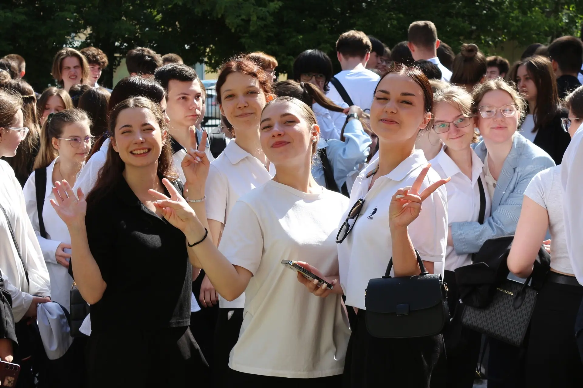 В Рязанской области прошел ЕГЭ по русскому языку 
 
📝 Это один из обязательных для получения аттест