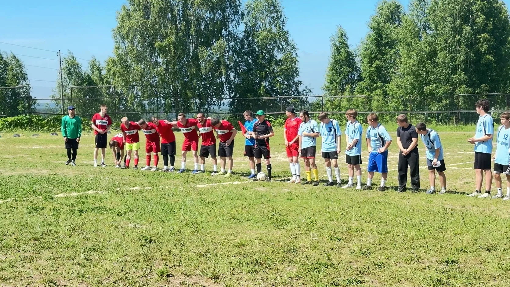 В Объячево Прилузского района по-спортивному отметили День России 
 
На старты вышли больше двухсот 