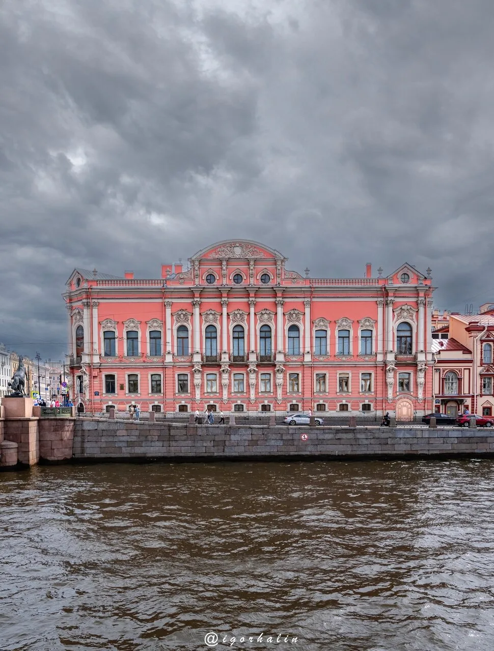 Роскошный акцент Невского ✨