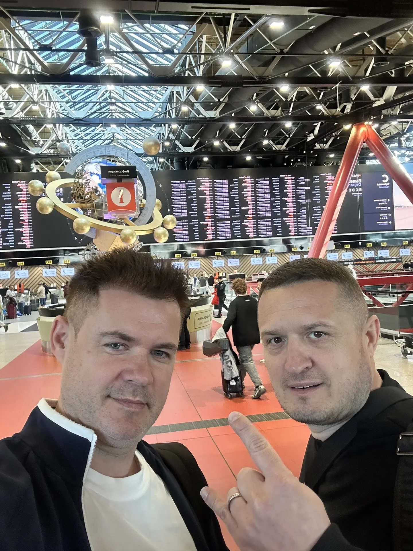 Готовимся к вылету. ✈️Уже скоро будем выкладывать в онлайне, что  есть и сразу брониров...