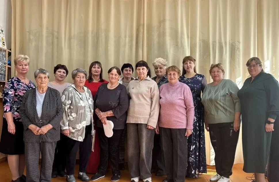 В селе Карамышка прошла концертная «А в сердце молодость поет», посвященное Дню пожилог...