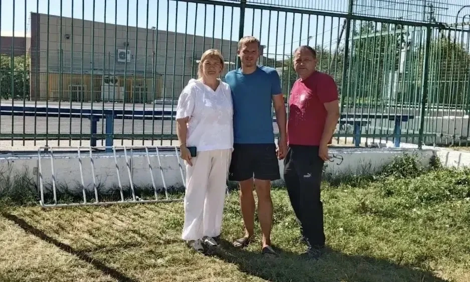 Хочу выразить искреннюю благодарность семье Костроминых: Николаю Сергеевичу — руководит...