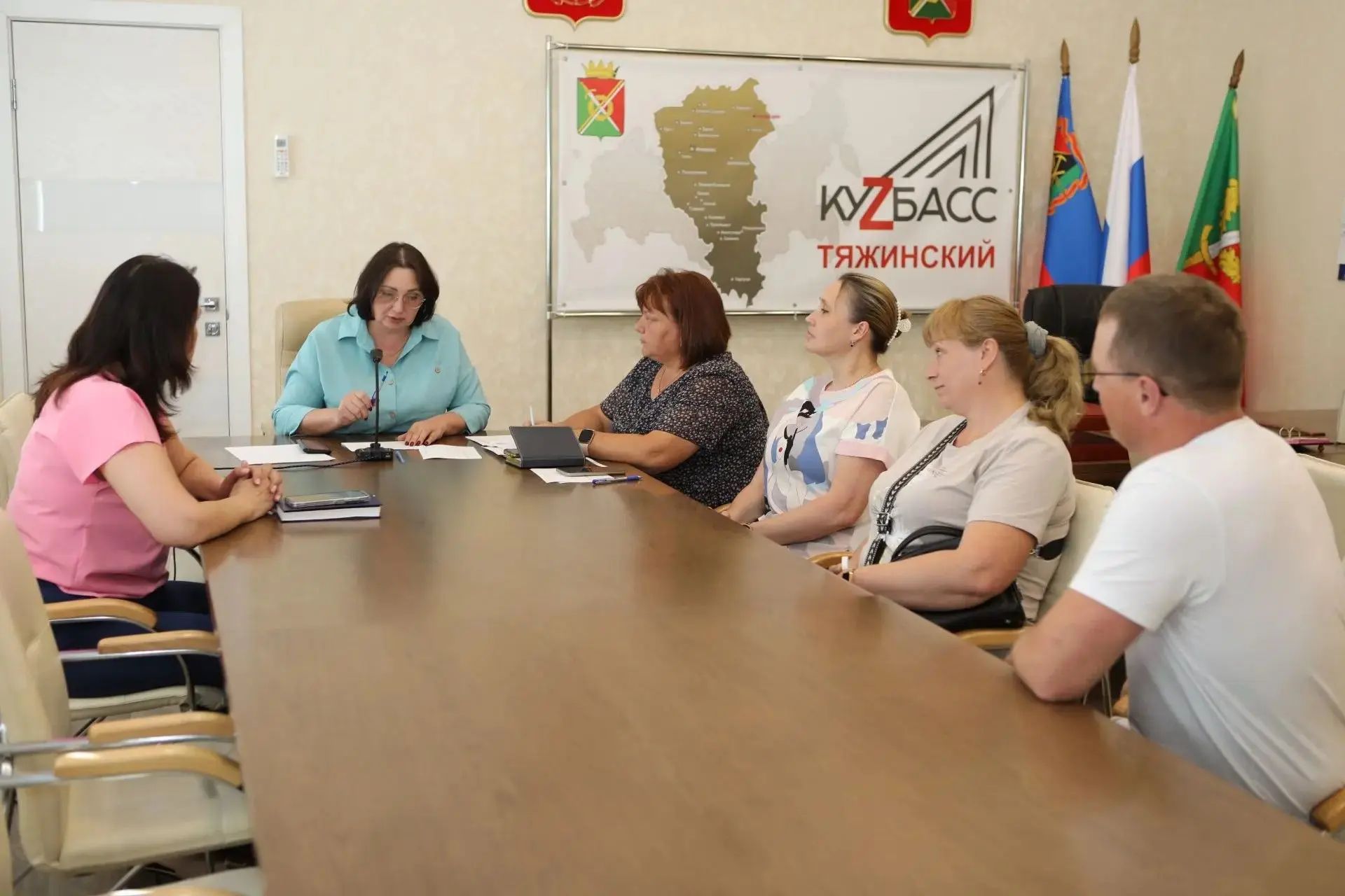 В рабочем порядке врип главы Тяжинского муниципального округа О.В. Коновалова проводит приемы гражда