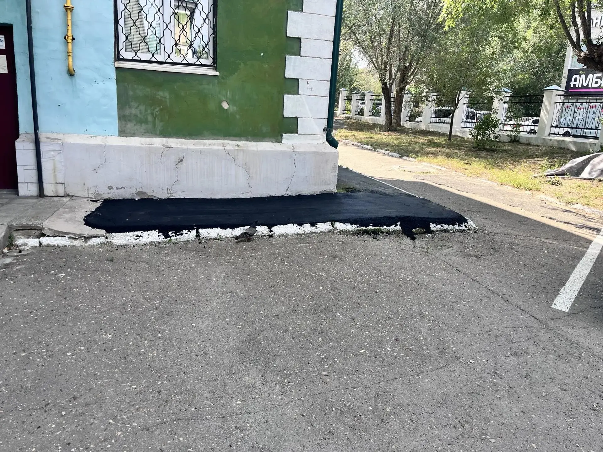 Металлургов д.5 ямочный ремонт асфальтобетонного  покрытия