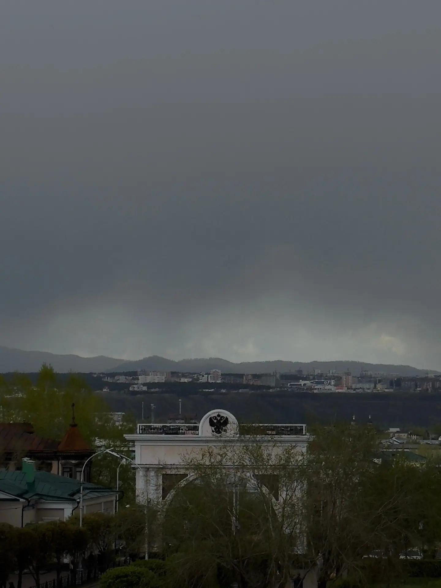 Дождь снова накроет Бурятию ☔️

По данным синоптиков, в ближайшие дни ожидается ухудшение погоды.

1