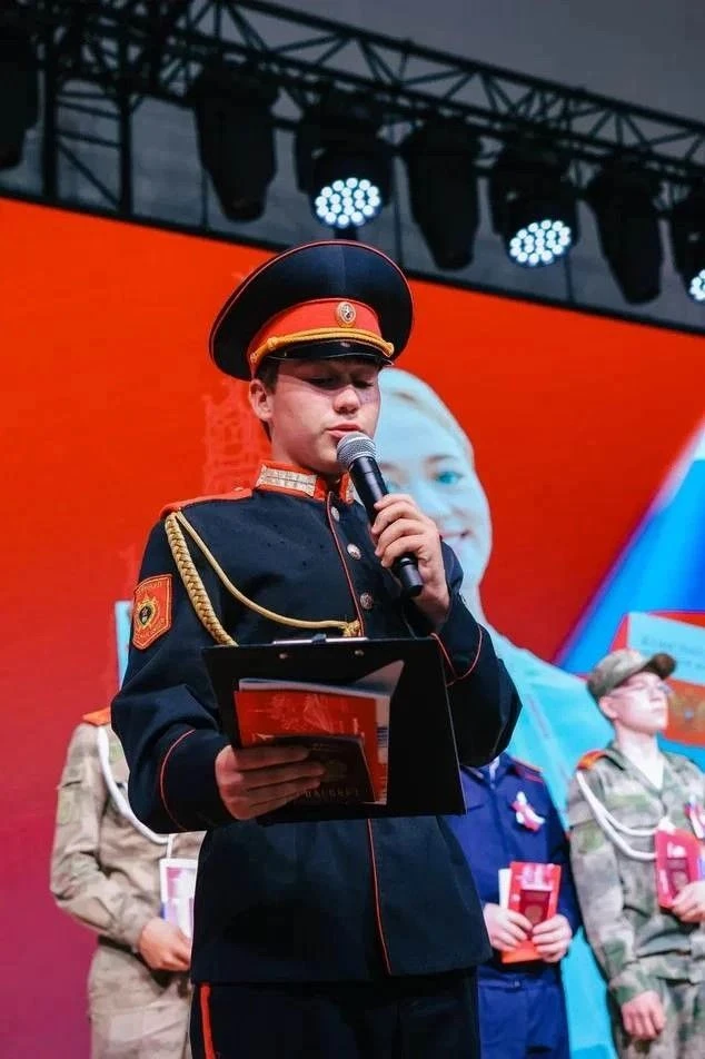 12 июня наша страна отметила большой  праздник национального единства, гордости и общей ответственно