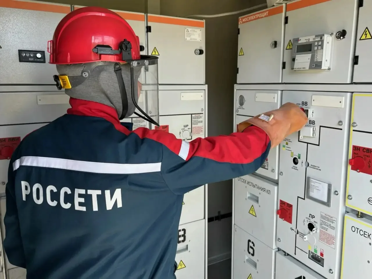 💡 Надежность электроснабжения повысили в населенных пунктах района Бекасово