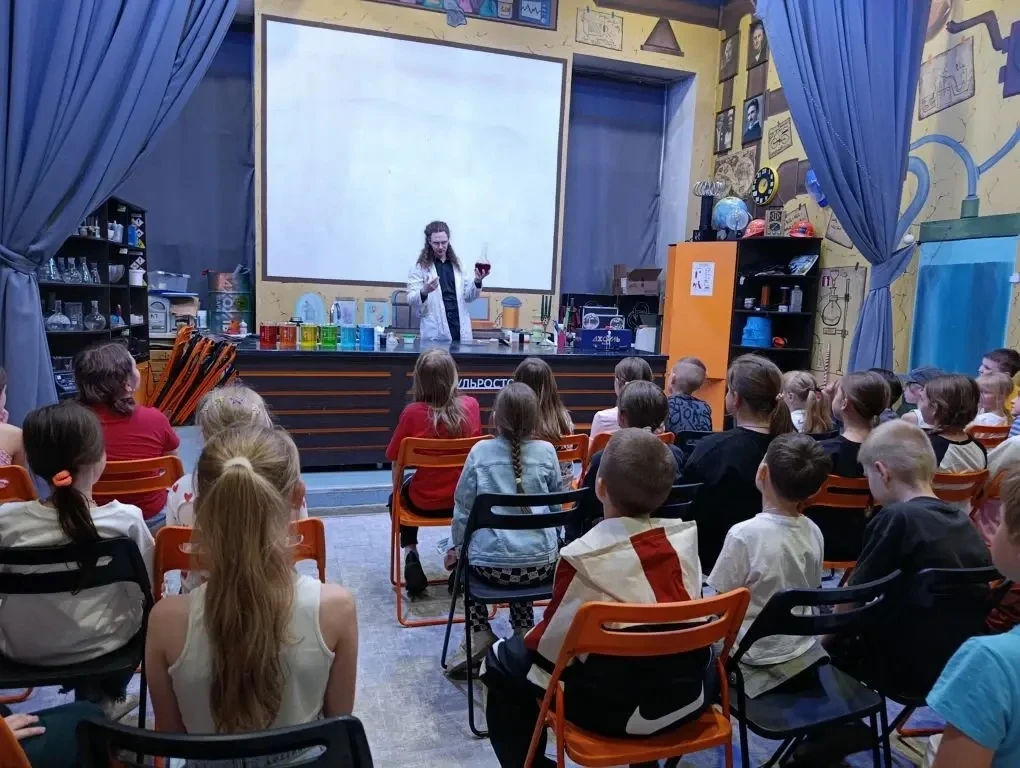 🎉 Ура! Вот и прошёл второй день в летнем пришкольном лагере «Антошка»!
