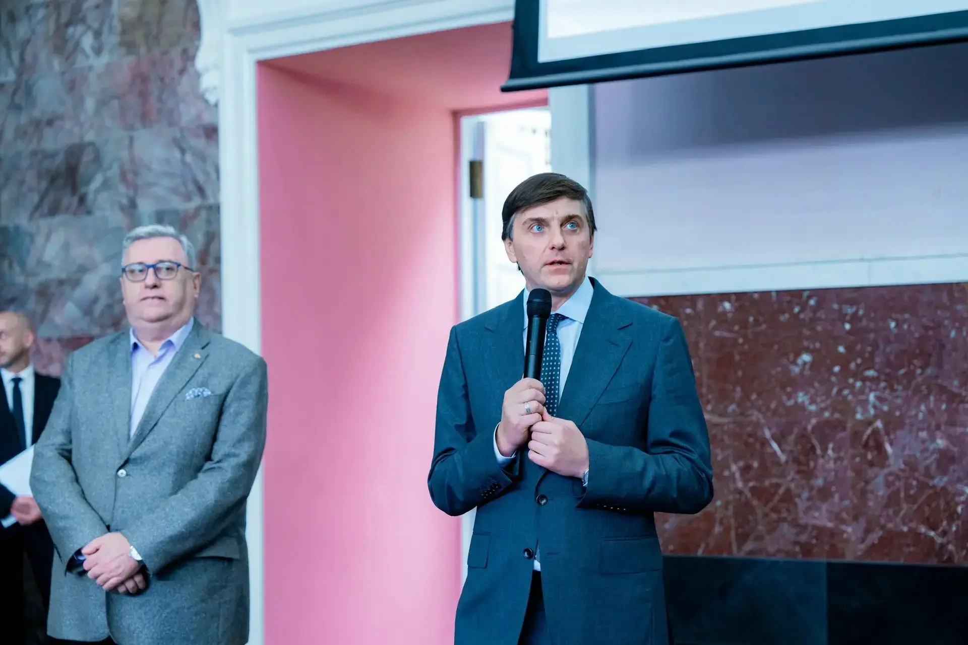 Министр просвещения Сергей Кравцов поздравил первокурсников МПГУ