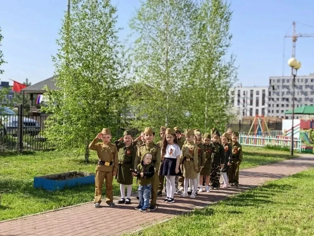 🇷🇺 Помним, гордимся и чтим традиции: как наш детский сад готовится к 9 Мая.  В преддверии Дня Победы