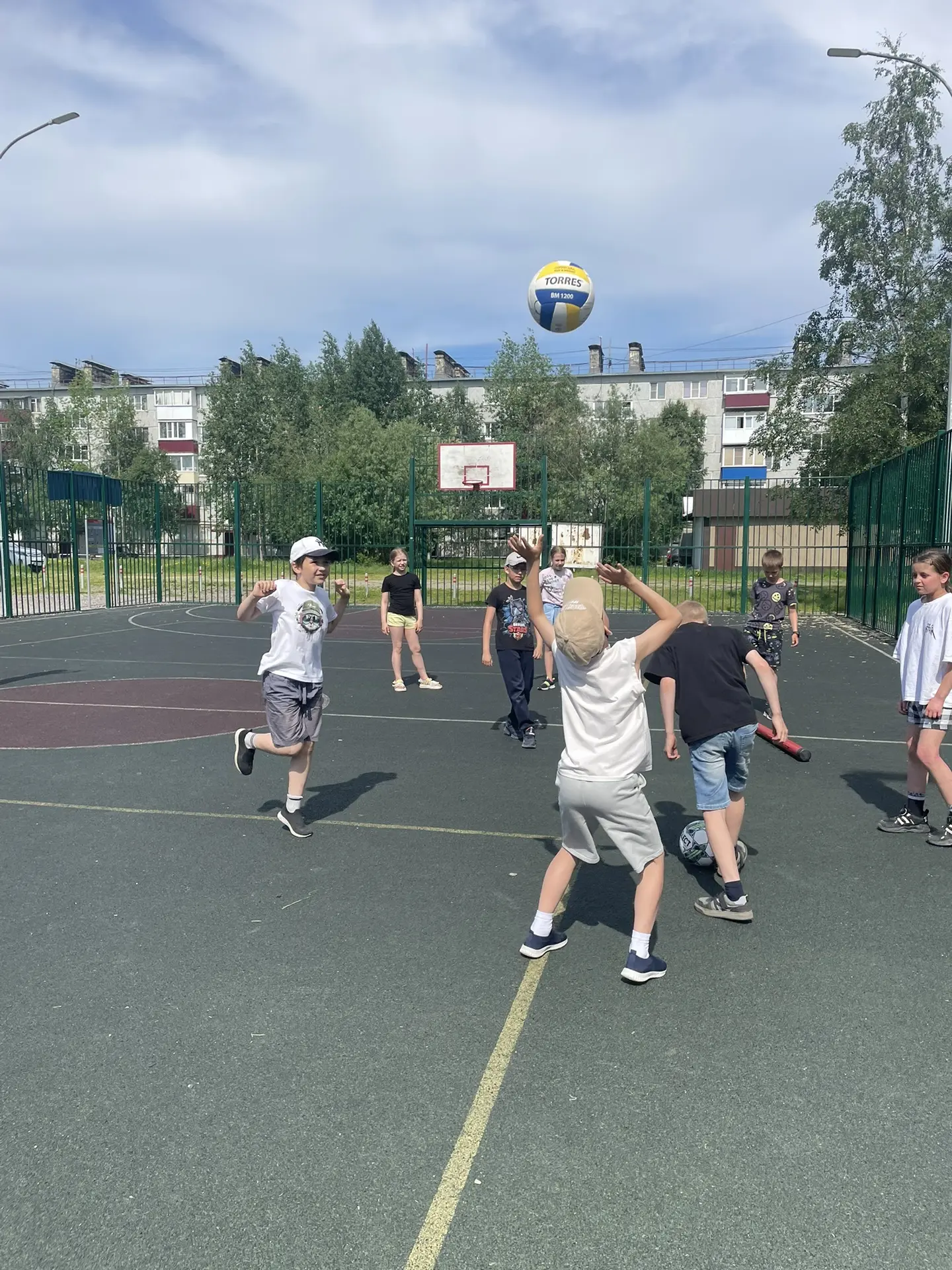 ☀Летние забавы☀
 
Сегодня, ребята из лагеря с дневным пребыванием МАОУ «Лицей» г. Усинска приняли уч